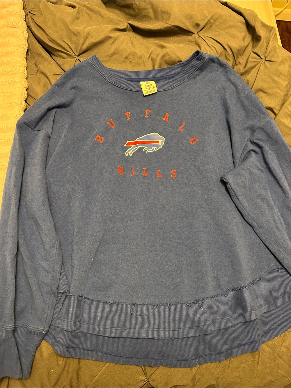 NFL Women's Navy Blue Buffalo Bills Crewneck Sweatshirt